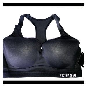 NWT VS incredible sports bra 36D